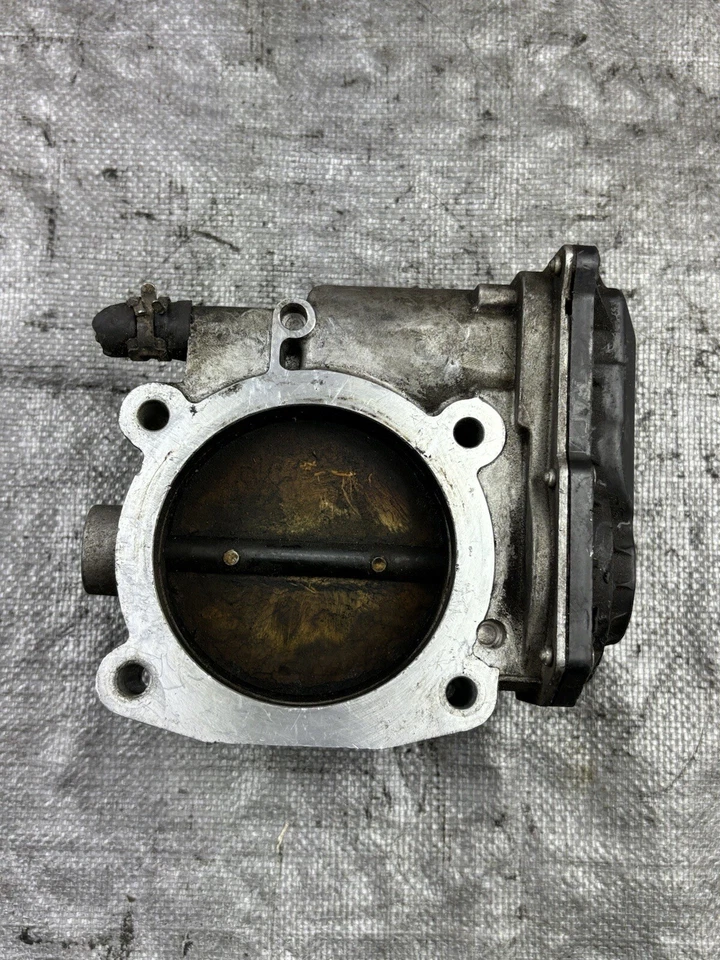 Toyota Tundra 2004-2009 4,7 L carrocería del acelerador conjunto de válvula de acelerador 22030-0F010 OEM Foto 2 de 4