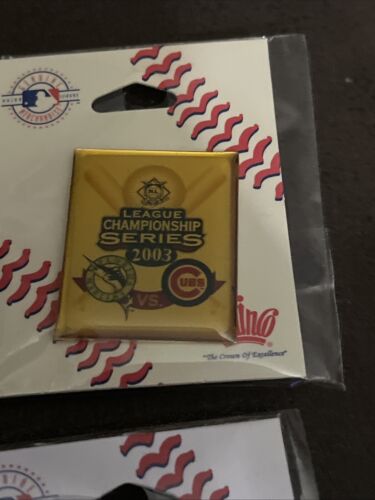 MLB Vintage Cubs Cracker Jack Pin Officially Licensed Pin + 2003 Championship - Bild 7 von 8