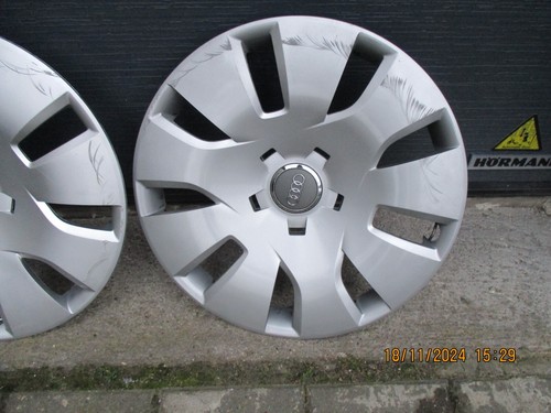 1 Satz Original Audi 16 Zoll Radkappen / Radzierblenden   8K0.601.147 - Bild 9 von 11