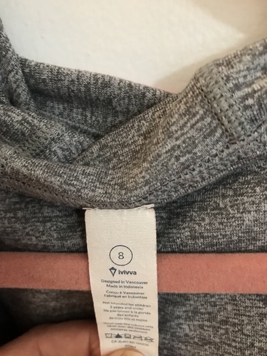 EUC Girl's Ivivva by lululemon Pink Grey Reversible Hoodie Size 8 - Picture 8 of 9