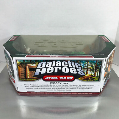 Hasbro Star Wars Galactic Heroes ENDOR ATTACK w/Wicket Ewok
