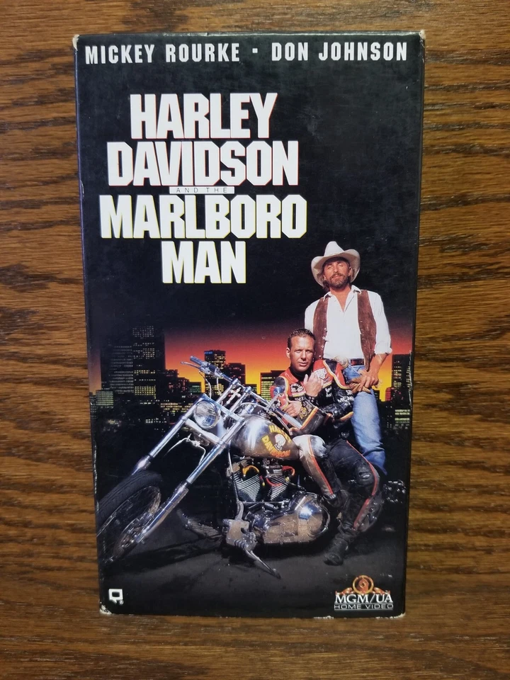 HARLEY DAVIDSON and the MARLBORO MAN (1991 VHS) - Rourke / Johnson - TESTED Foto 2 de 4