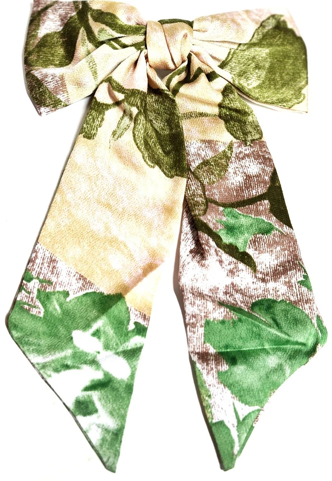 Anthropologie Mosaico Floral Arco Verde Claro Multi Silvertone Grande 12 Polegadas Novo - Imagem 3 de 4