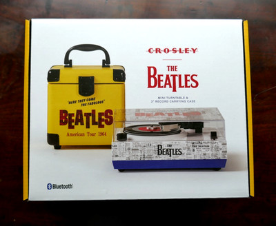 THE BEATLES - LTD EDITION RSD CROSLEY MINI TURNTABLE AND 3'' RECORD CARRY CASE