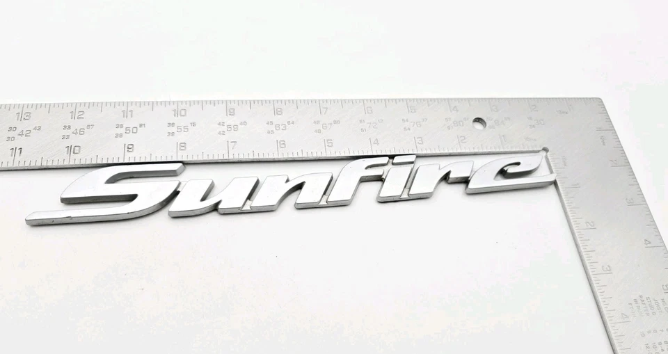 Pontiac Sunfire GT 2000-2005 insignia símbolo logotipo signo emblema OEM Foto 2 de 3