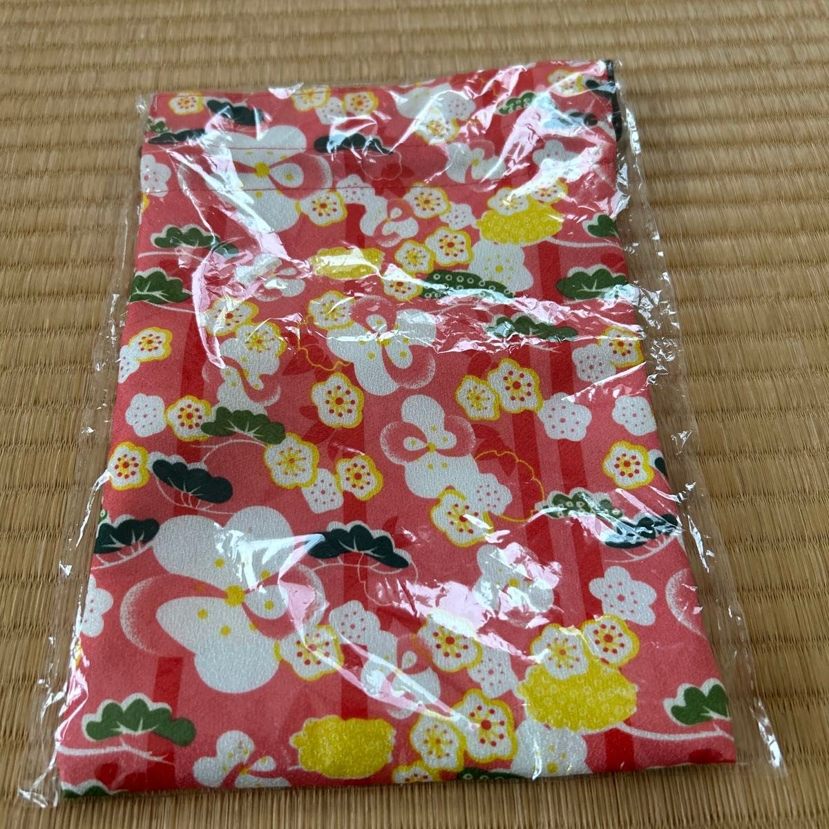 Japanese pattern drawstring bag, red, multiple pa… - image 1
