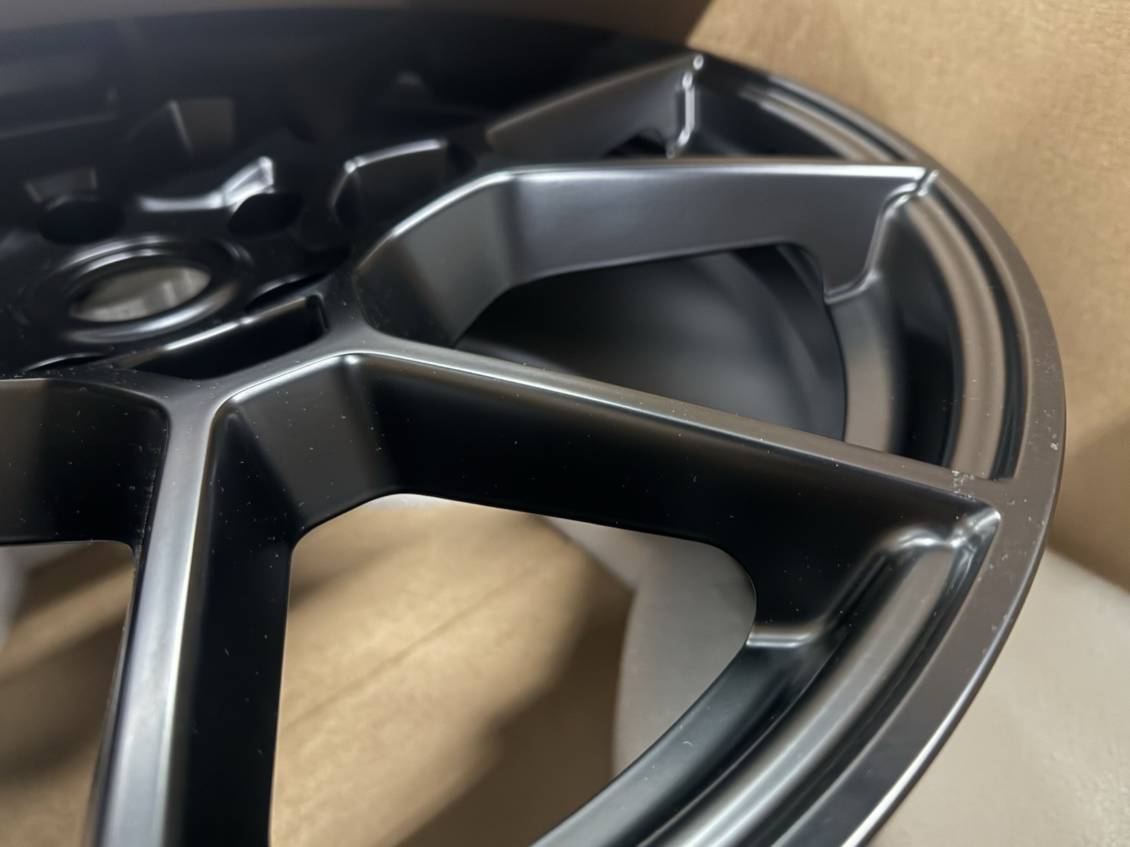 Genuine OEM Aston Martin DBX Wheel - Matte Black - MY83-1008-CA NEW IN BOX USA