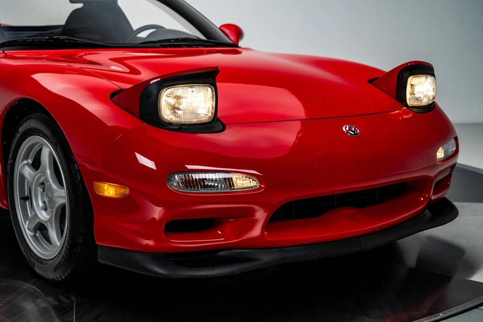 Mazda RX-7 R1 1993 Foto 4 de 4