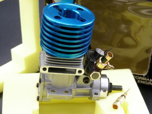 Vintage Yokomo RX12C Nitro Engine for YR4GP Kyosho GP10 HPI RS4 RC10GT NEW NIB ! - Picture 10 of 18