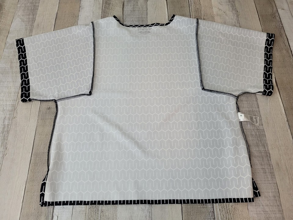Chico's Womens Top Sz Large/2 Black White Geometric Print Flutter