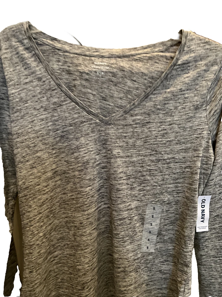 OLD NAVY Women’s Classic V-Neck Long Sleeve Shirt Size SMALL NWT - Image 2 of 4