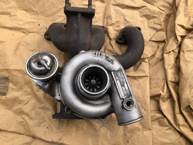 Maserati Biturbo IHI turbocharger and manifold