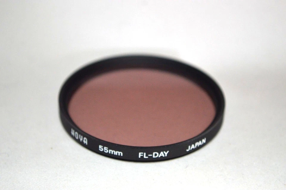 Hoya 55 mm FL-Day Screw-In Filter with Case and Box Made in Japan (S-108) - Image 3 of 3