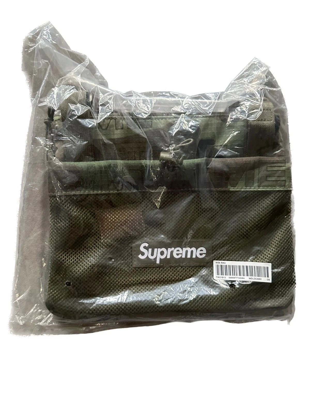 Supreme   Sac latéral FW21 (camouflage bois)