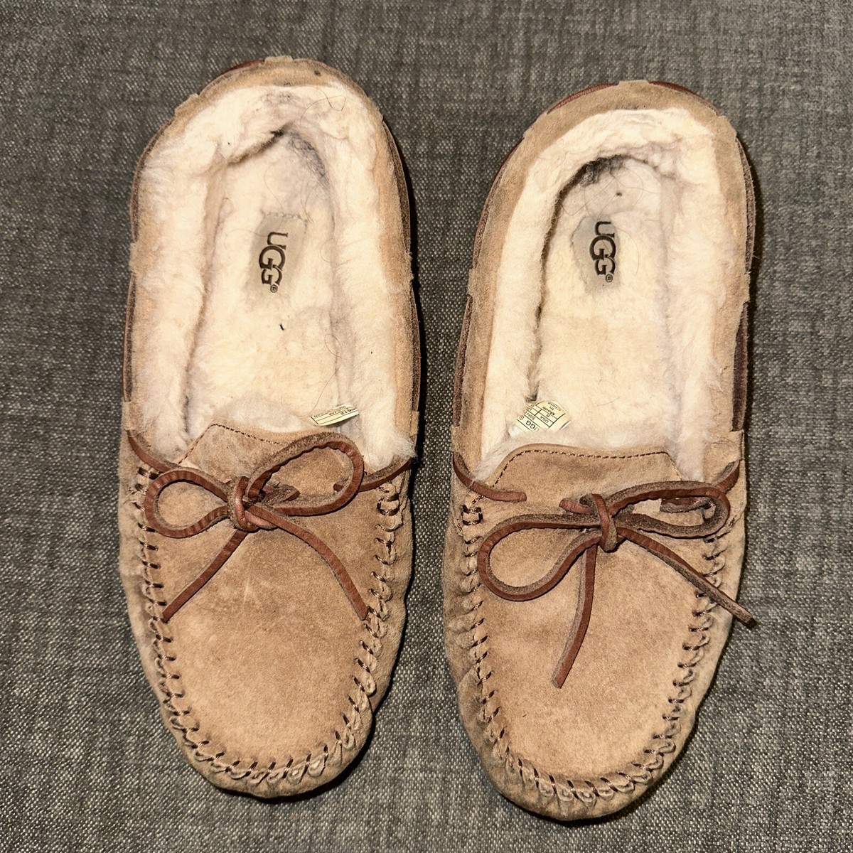 Dakota Leather Ugg Dakota Double Bow Slippers Girl's Slippers UGG