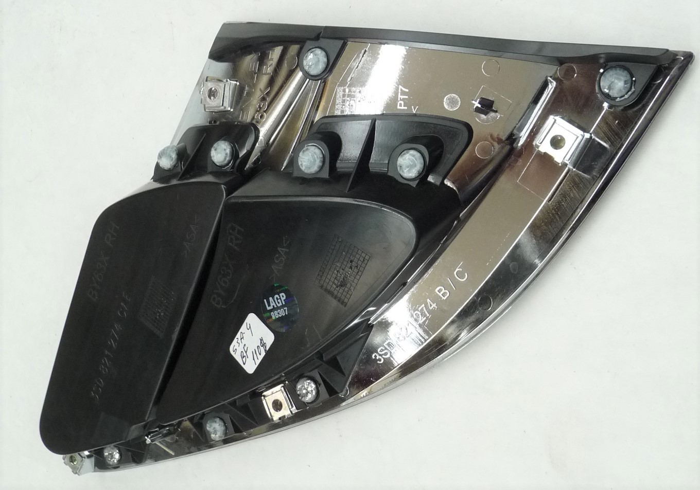 2019-2023 Bentley Continental GT Right Side Vent Chrome Grille 3SD821274B OEM