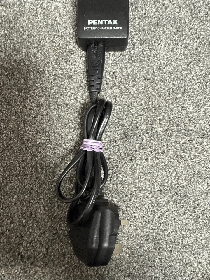 Pentax Battery Charger D-BC8 & Power Supply - Image 2 of 4