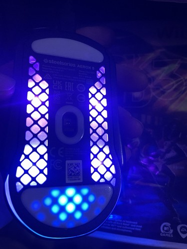 SteelSeries - Aerox 5 Ultra Lightweight 10ft Xbox Cord Water Resistant Wired RGB - Picture 3 of 11