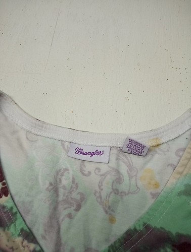Wrangler V-Neck Short Sleeve T-Shirt, ladies Multicolored size Large - Picture 4 of 5