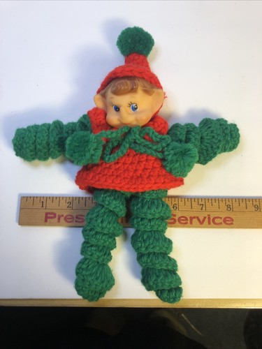 Pixie Elf vintage con cuerpo de ganchillo hecho a mano verde Navidad, cara de goma - Imagen 7 de 7
