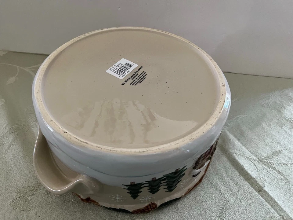 St. Nicholas Square Heartland Collection Round Serving Christmas Bowl Handled - Image 4 of 4