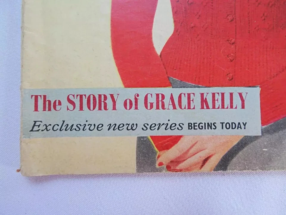 Vintage Ladies Magazine 1950s Home Notes Sewing Fashion Stories Illustrated 1956 - Image 3 of 4