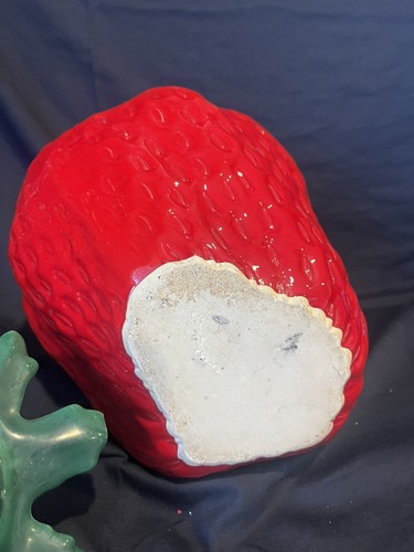 Vintage Tilted Strawberry Cookie Jar - Picture 7 of 9