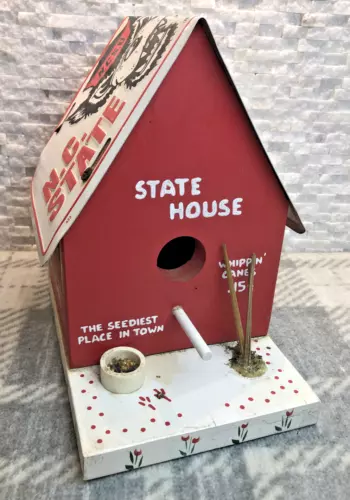 NCSU Wolfpack Birdhouse NC STATE Wolftever Woods Vintage 1996