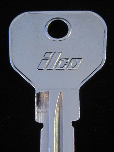 MG1 TRIUMPH Ignition Door Key 1971-1981*, MG Ignition 1969-1974 MGB TR6 Spitfire - Picture 4 of 6