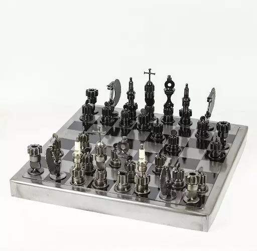 Automatic Chessboard