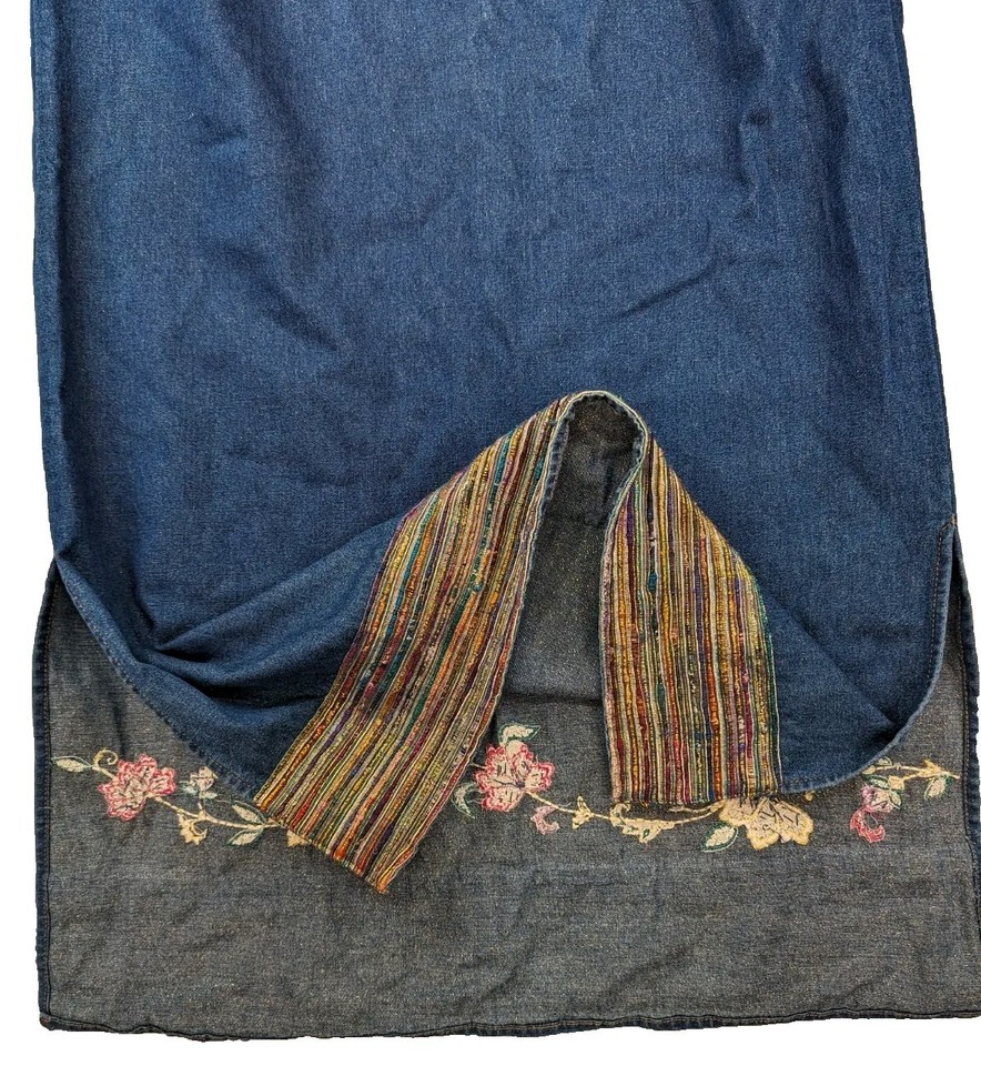 Women's Vintage Tantrums Gold Glittery Denim Skirt W/ Embroidered