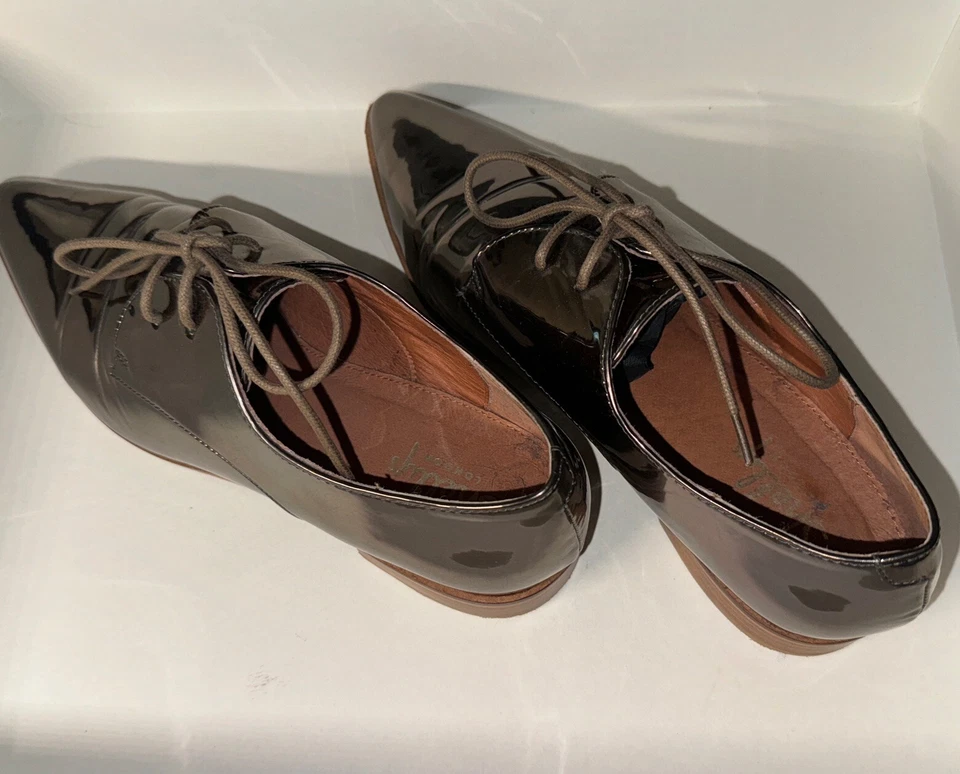 Shelly’s London Classic Leisure Patent Vegan Leather Lace Up Oxfords Size 40 EU - Image 4 of 4