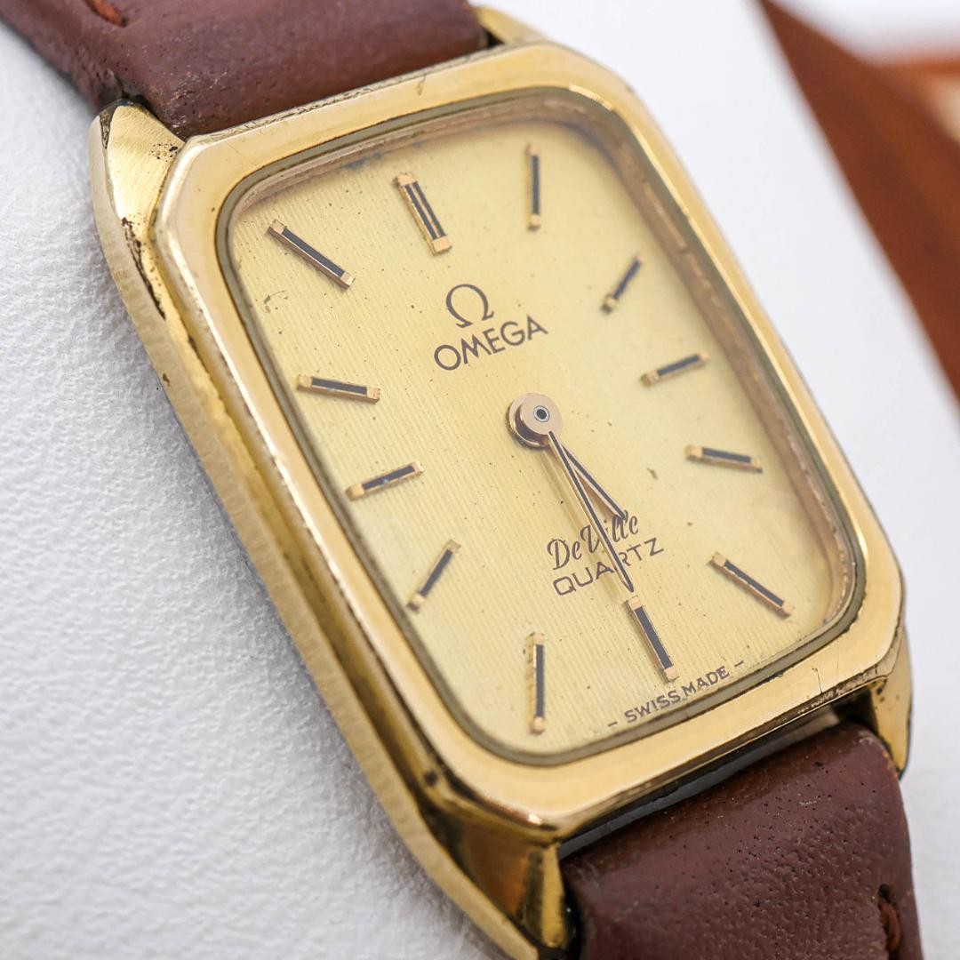 Operational OMEGA DEVIL Watch Square Push-Type Cr… - image 2