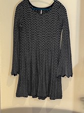 Free People knit dress Black White Chevron Pattern, Stretchy, Comfy Cute Dress S