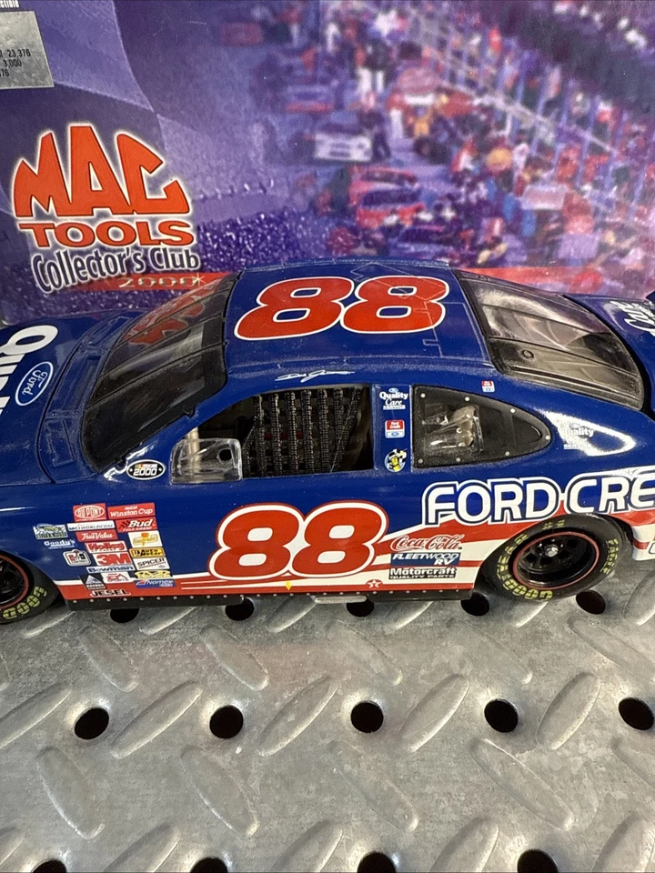 2000 Dale Jarrett Ford Quality Care Service Credit 1/24 Action NASCAR Diecast - Image 3 of 3