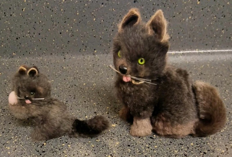 American Girl Pleasant Co. Mama Cat and Kitten Germany Real dur