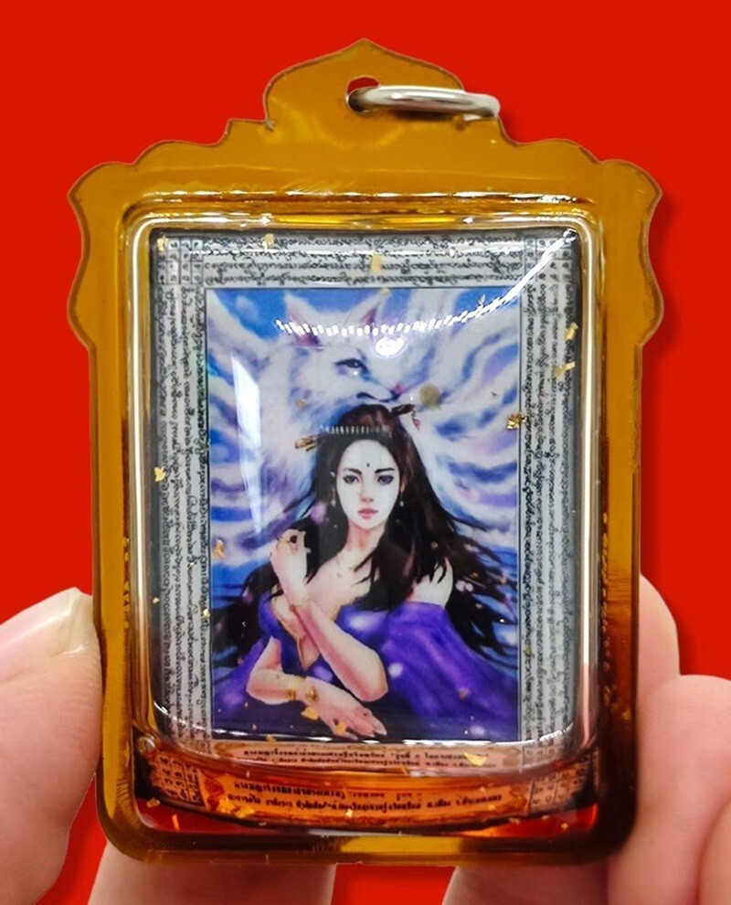 Nine-tailed fox pendant Kruba Kham Peng protec love charm luck