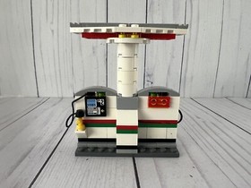 Lego #4207 ~ City Garage ~ w/ Instruction Manuals and Minifigures ~ Retired