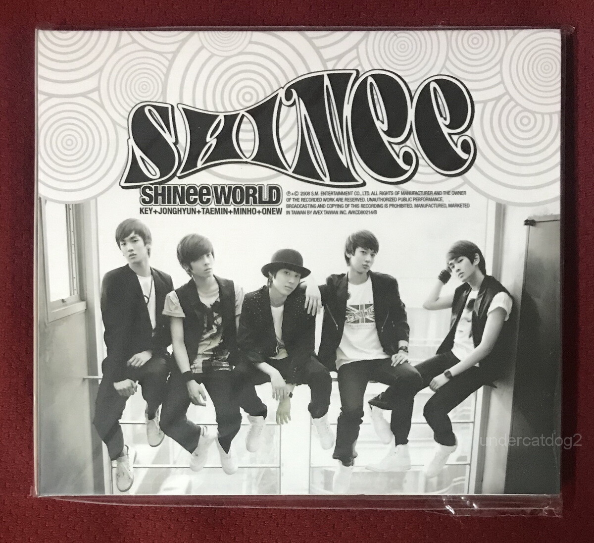 SHINee Vol.1 The SHINee World Taiwan CD+36P (Ver.B) digipak