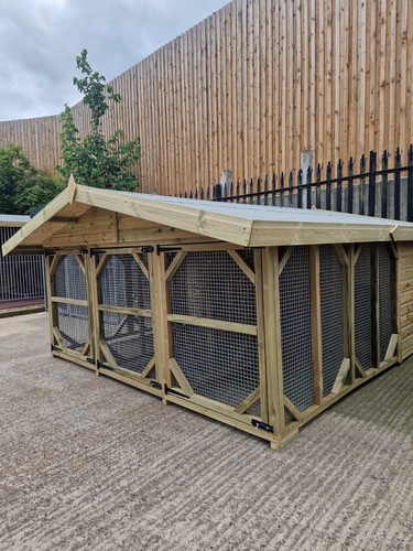 Dog Kennel 12 x 10ft, triple, wood animal house by Benchmark Kennels - Picture 5 of 6