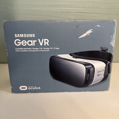 Samsung Gear VR Oculus Headset new in box Games Phone Compatibility In Photos
