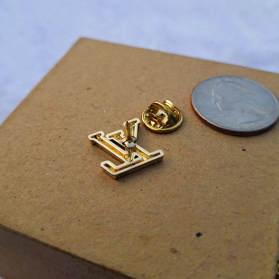 Louis Vuitton LV Small Golden Brooch Pin for Hat Scarf Tie Colar Lapel Pin - Image 3 of 4