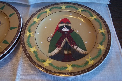 Set of 4 Sakura Cozy Cats Christmas Pattern 9" Luncheon / Salad Plates See Pics - Picture 5 of 7