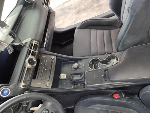 53153-24060 Molduras Delanteras para LEXUS RC 300h 2020 335107 - Foto 8 di 10