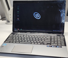 Toshiba Satellite L55-A5284 Laptop 8GB RAM HD Display HDMI Webcam PS/Charger