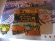 RARE OLD 1989 SAN FRANCISCO GIANTS EARTHQUAKE METAL PRESS PIN MATCH BADGE CARDED