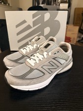 Size 9.5M New Balance 990v5 (Grey)