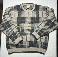 VTG L.L.Bean Men's 100% Wool Plaid Crewneck Sweater Made in USA Size Large Flaw