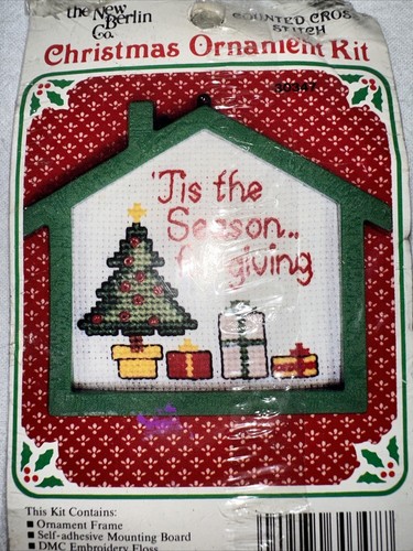 Vintage Counted Cross Stitch Christmas Ornament Kit The New Berlin Co 30347 - Picture 3 of 8