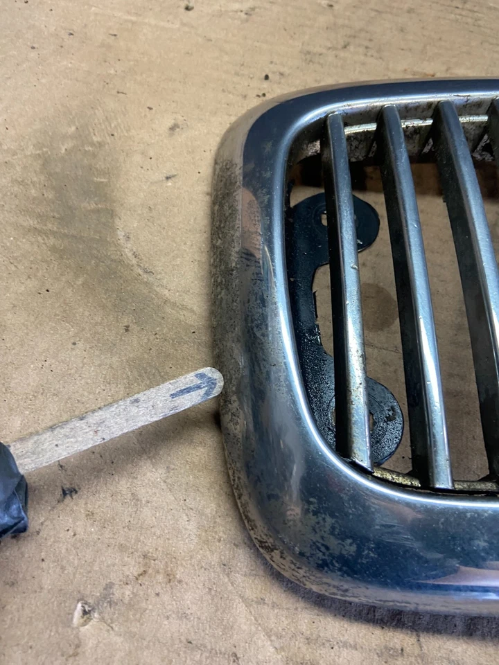 1995 a 1997 Jaguar XJ6 XJR grade dianteira superior O7988 DG - Imagem 4 de 4